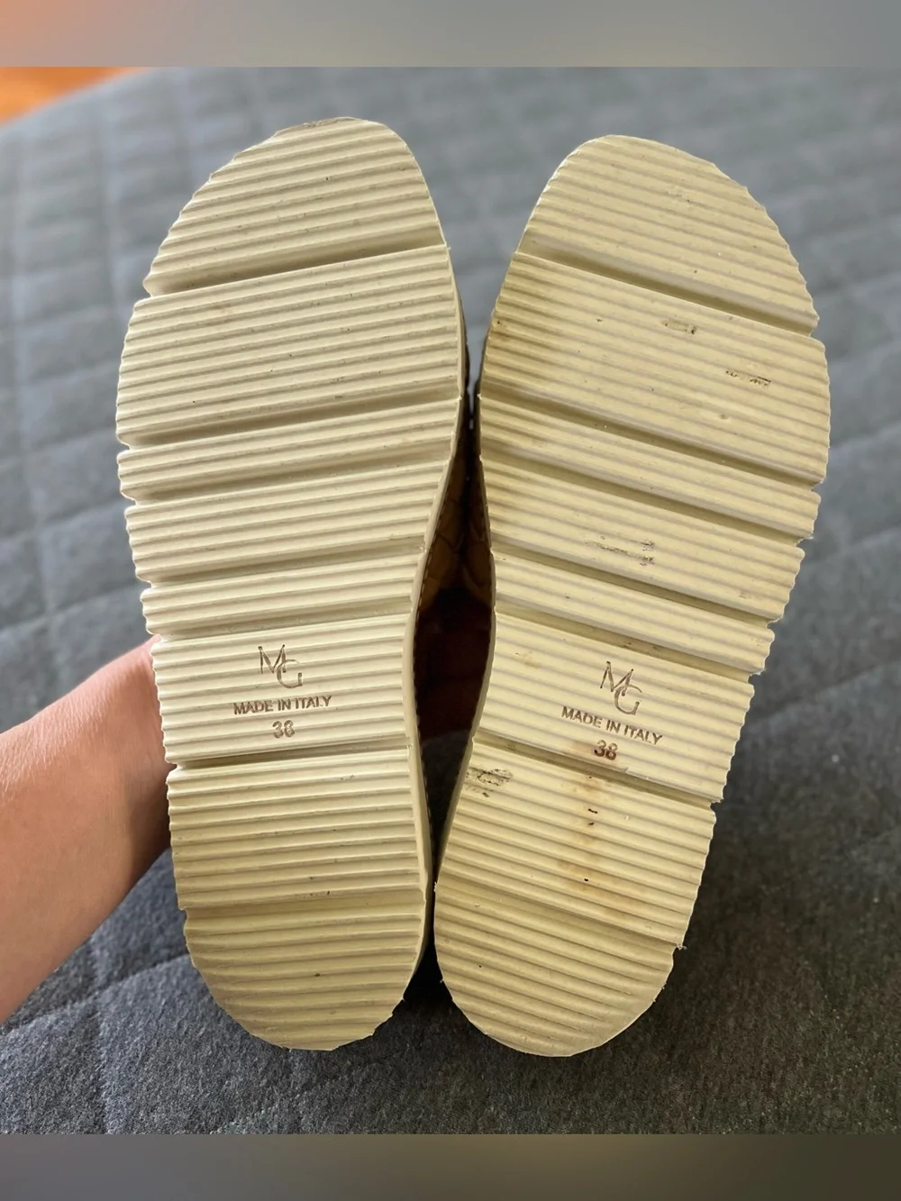M. GEMI US 7.5 Selene Brown (Luggage) Woven Leather Slides Orig$275 Exc Cond